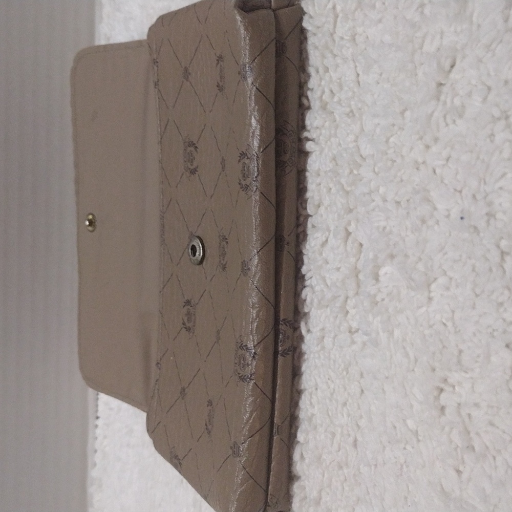 Sasson Beige Clutch Purse - Picture 6 of 11